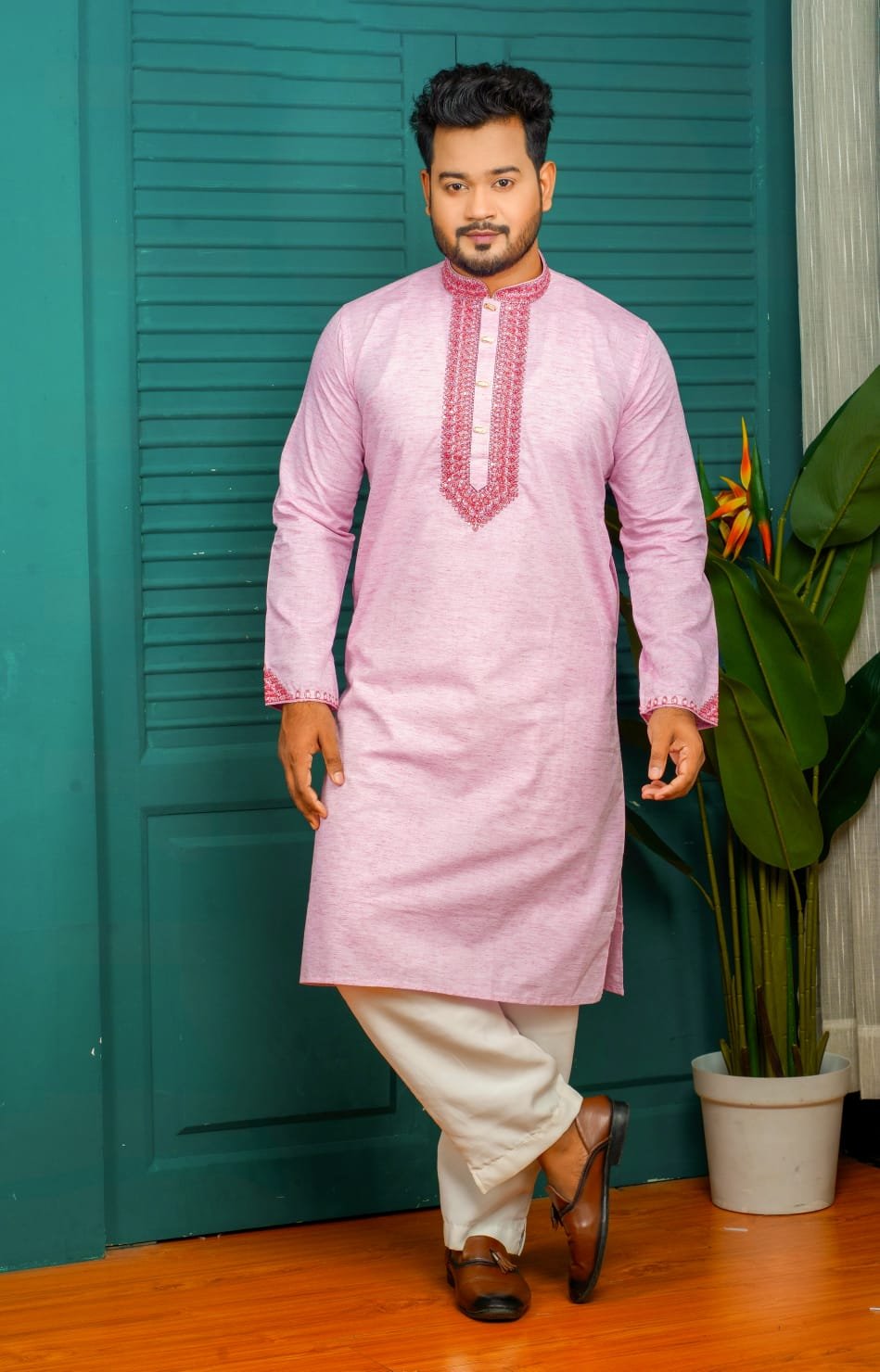 প্রিমিয়াম কাট এমব্রয়ডারি পাঞ্জাবি